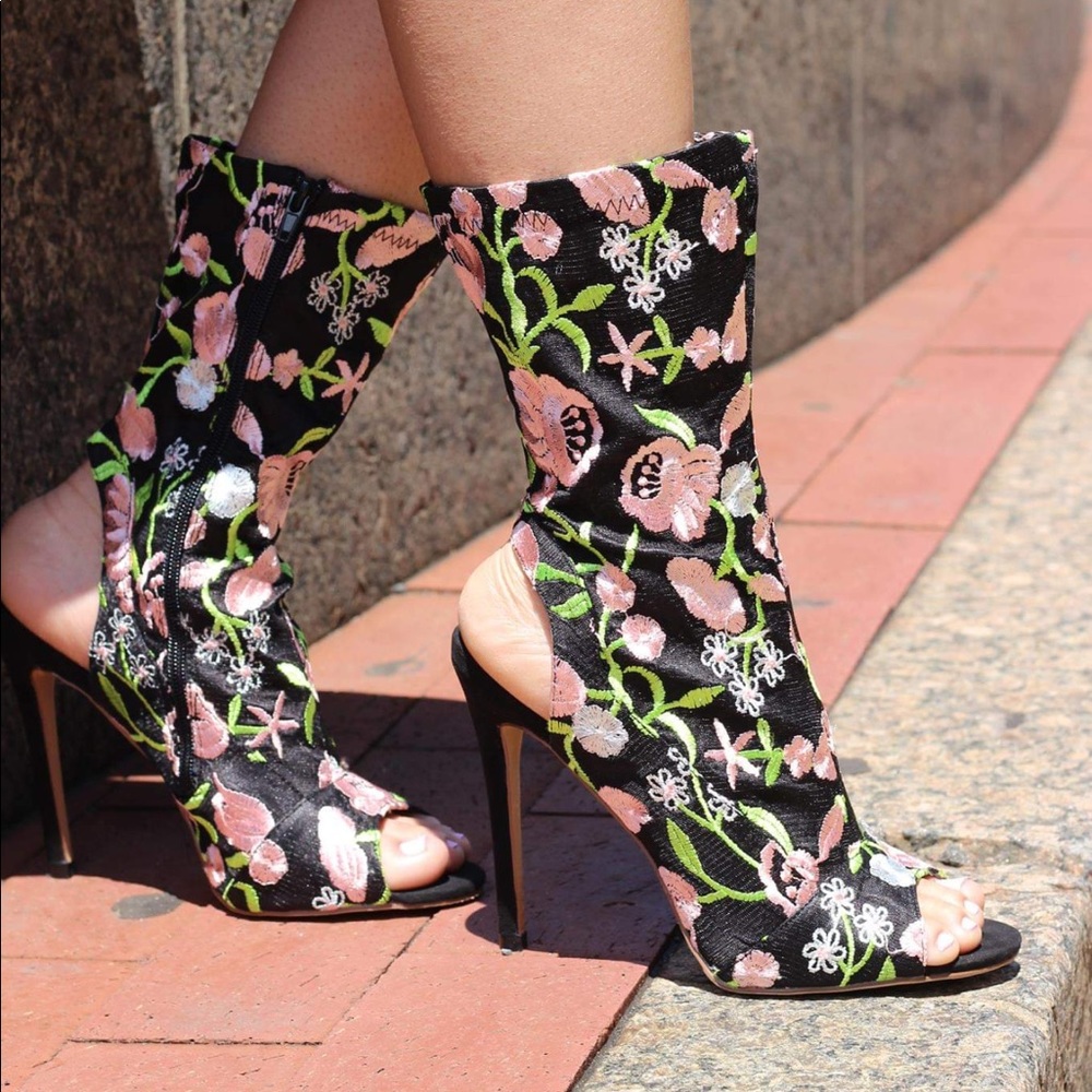 Open heels floral
